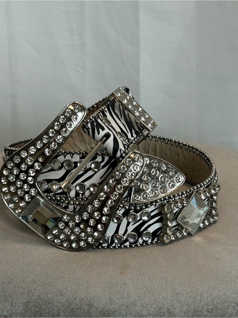 Western Rhinestone Zebra Print Statement Belt rodeo cowgirl stampede sparkly M